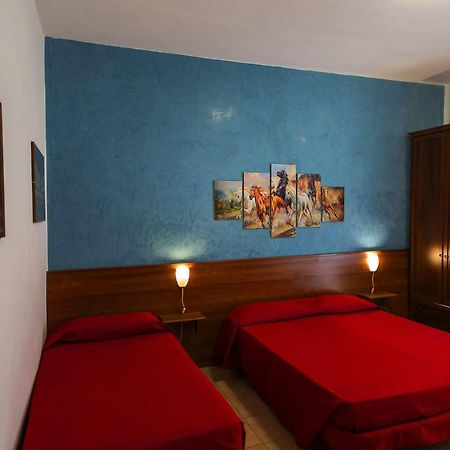 Francesca Tourist Apartment Rzym Zewnętrze zdjęcie